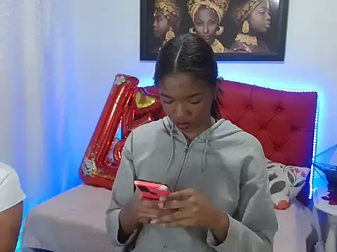 NATHYHOTT online show from 02.15.25