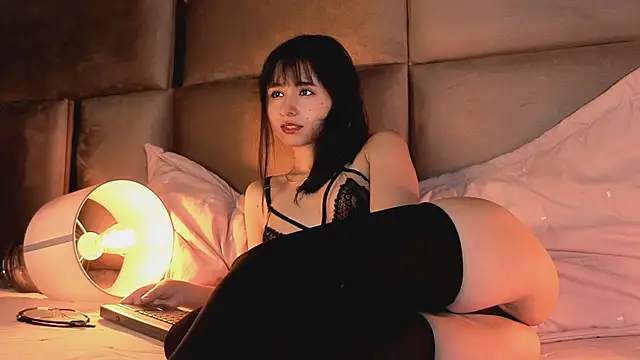 angelinepossy online show from 11.30.25