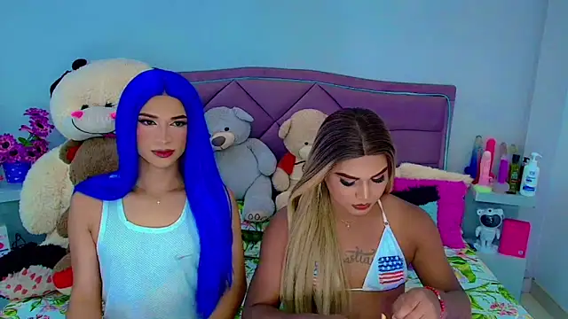 Snapshot of party_duo_trans chatting on 11.09.25 party duo trans online show from 11.09.25