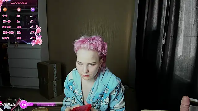 School Love online show from 04.16.26