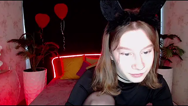 EnigmaSee online show from 03.08.25