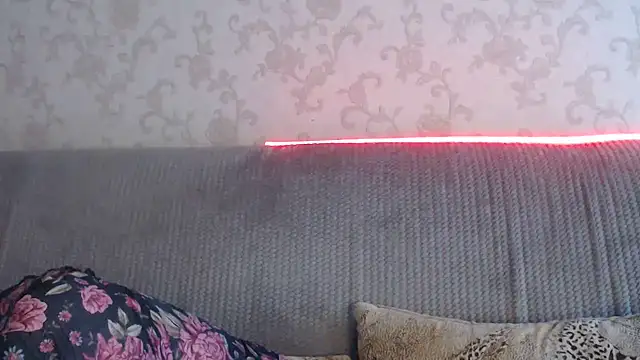 Snapshot of EnigmaSee chatting on 07.19.26 EnigmaSee online show from 07.19.26