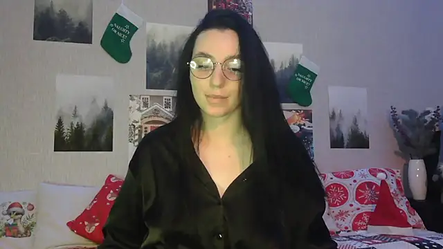 Fluffy Tiffy online show from 12.26.24