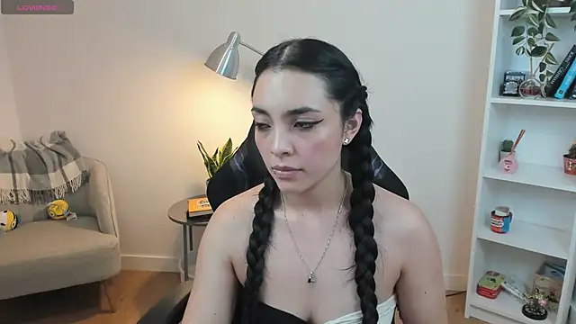  BellaEvans  online show from 02.25.25