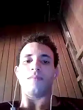 Snapshot of jhonmenas14 chatting on 11.02.25 jhonmenas14 online show from 11.02.25