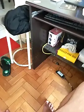 Snapshot of lobomisterioso13 chatting on 01.09.25 lobomisterioso13 online show from 01.09.25