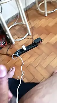 Snapshot of lobomisterioso13 chatting on 02.19.25 lobomisterioso13 online show from 02.19.25