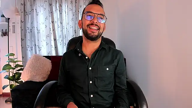  PauloDaSilva  online show from 03.23.26