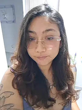 Mia Ruiz online show from 11.30.25