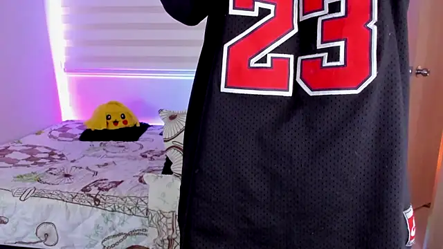 aldrinwhite online show from 10.15.25