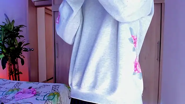 aldrinwhite online show from 11.07.25