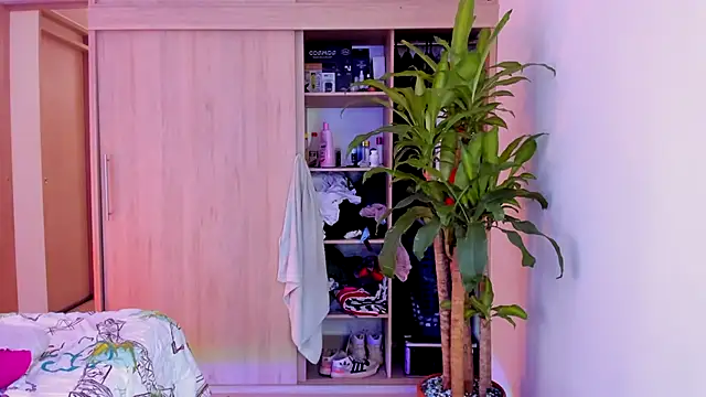 aldrinwhite online show from 11.23.25