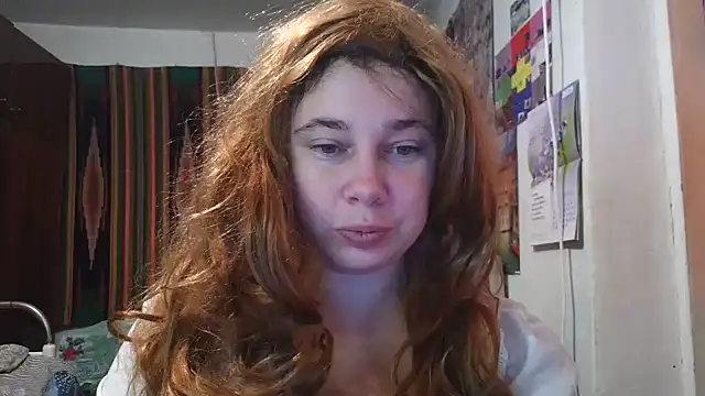 Cora Maro online show from 09.16.25