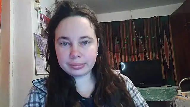 Cora Maro online show from 11.03.25