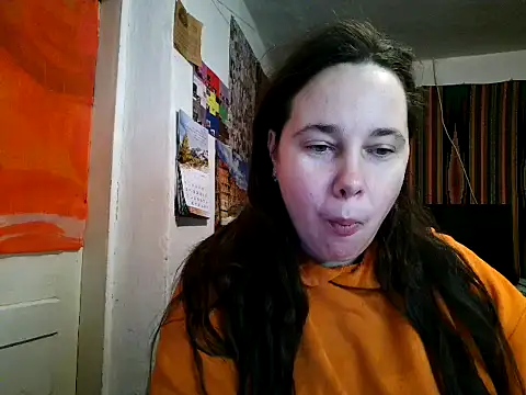 Cora Maro online show from 02.05.26