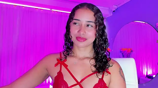 Snapshot of Ammy_nova chatting on 05.20.26 Ammy nova online show from 05.20.26