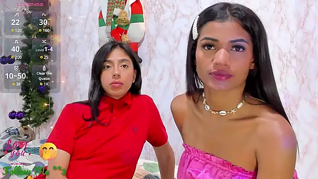 Snapshot of BarbieHotLaura chatting on 12.20.24 BarbieHotLaura online show from 12.20.24