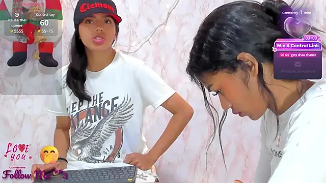 Snapshot of BarbieHotLaura chatting on 12.24.24 BarbieHotLaura online show from 12.24.24