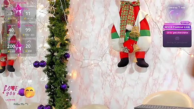 Snapshot of BarbieHotLaura chatting on 12.26.24 BarbieHotLaura online show from 12.26.24