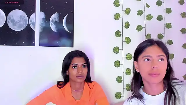 Snapshot of BarbieHotLaura chatting on 02.02.25 BarbieHotLaura online show from 02.02.25