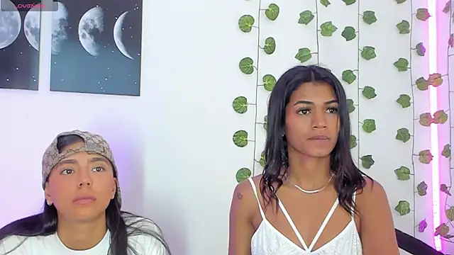 Snapshot of BarbieHotLaura chatting on 02.03.25 BarbieHotLaura online show from 02.03.25