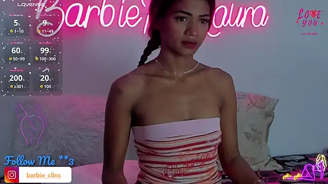 Snapshot of BarbieHotLaura chatting on 09.17.25 BarbieHotLaura online show from 09.17.25