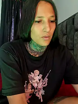 Snapshot of Nicole420squirt chatting on 12.09.24 Nicole420squirt online show from 12.09.24