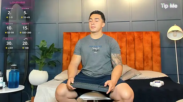 Ryan Hunt online show from 03.18.25