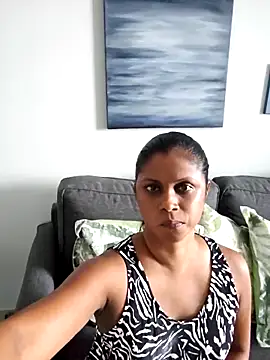 Snapshot of Sensual_indian7 chatting on 03.05.25 Sensual indian7 online show from 03.05.25