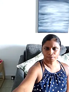 Snapshot of Sensual_indian7 chatting on 03.06.25 Sensual indian7 online show from 03.06.25