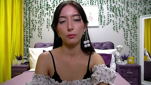 Snapshot of NicoleLimp chatting on 01.18.25 NicoleLimp online show from 01.18.25