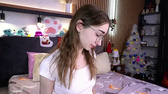 PollyBeev online show from 11.29.25