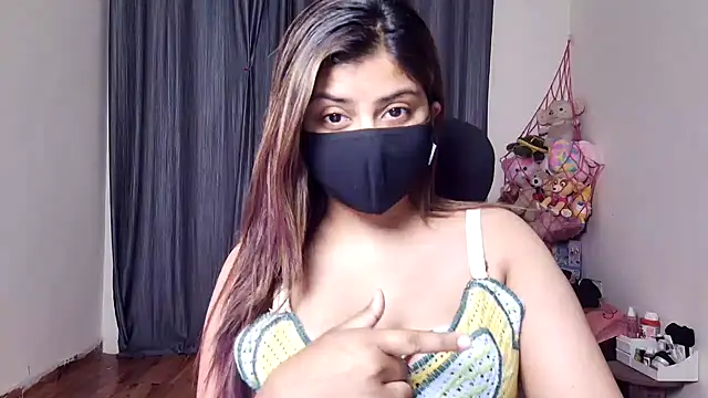 Hoty-Shivangi online show from 02.15.26