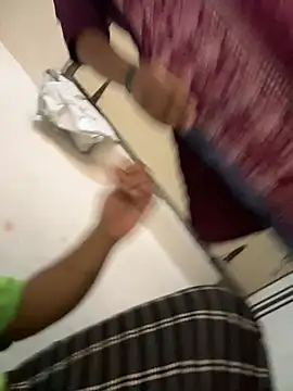 xyztopbeing online show from 01.09.25