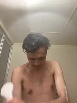 ryusei18570 online show from 02.04.25