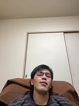 ryusei18570 online show from 02.14.25