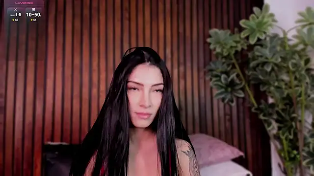 Jennmiiller  online show from 11.29.25