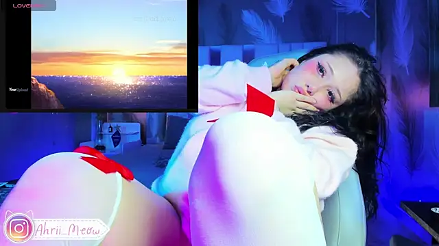 AHRI LEE online show from 01.03.25