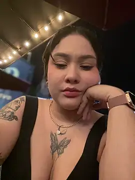 AHRI LEE online show from 02.23.25