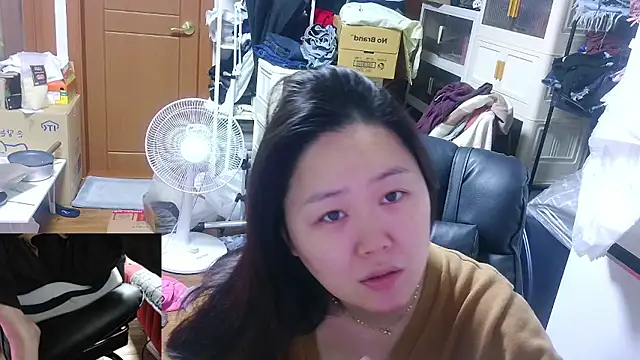 Snapshot of rami0428 chatting on 04.06.26 rami0428 online show from 04.06.26