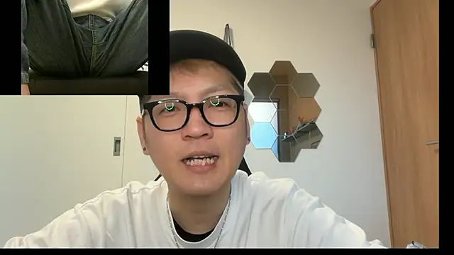 Snapshot of kensnb chatting on 03.23.26 kensnb online show from 03.23.26