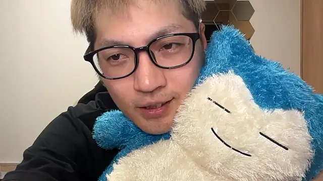 Snapshot of kensnb chatting on 03.28.26 kensnb online show from 03.28.26