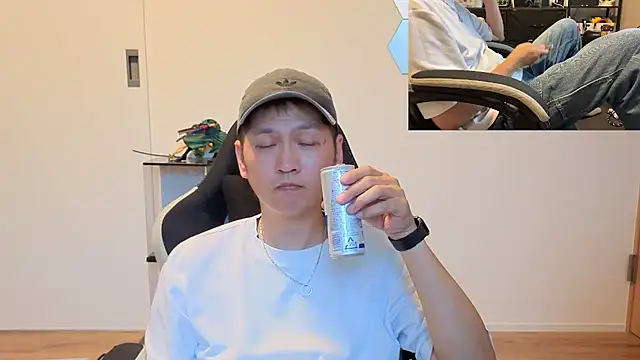Snapshot of kensnb chatting on 07.14.26 kensnb online show from 07.14.26