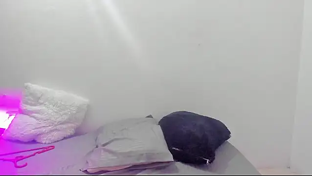 Snapshot of Natasha_by chatting on 12.24.24 Natasha by online show from 12.24.24