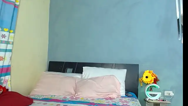 Madison  12 online show from 02.08.25