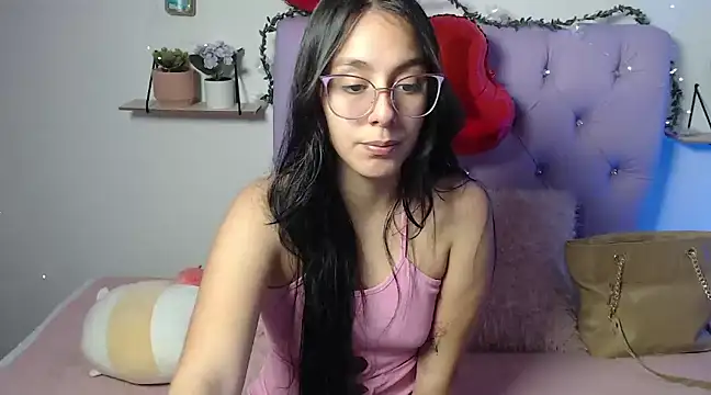 Freyja 01 online show from 02.07.25