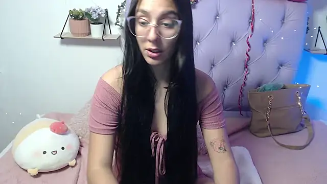 Freyja 01 online show from 02.08.25