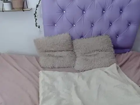 Freyja 01 online show from 10.07.25