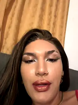 Snapshot of cataafitt chatting on 10.20.25 cataafitt online show from 10.20.25