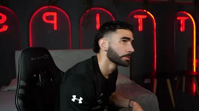 Snapshot of Austin_bolt chatting on 02.06.26 Austin bolt online show from 02.06.26